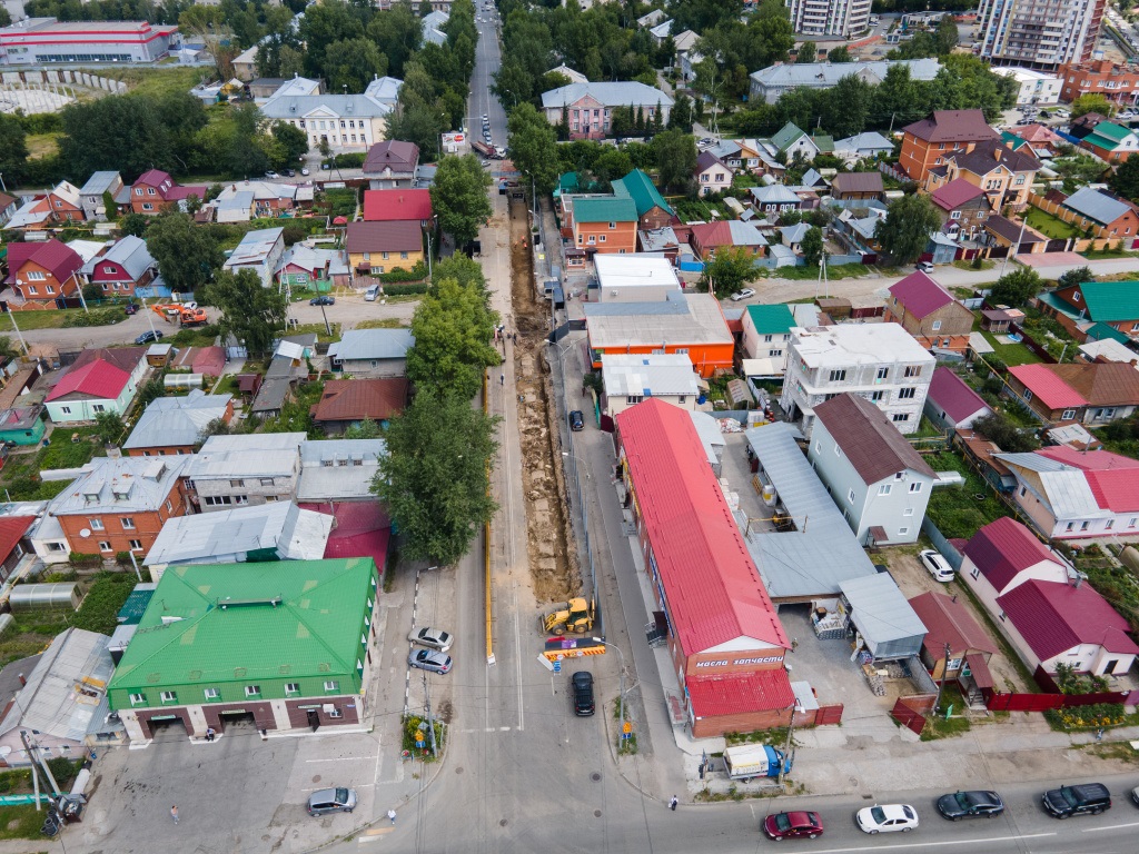 На улице Богаткова в Новосибирске в этом году заменили 1246 метров трубопровода