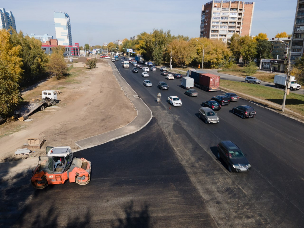 Дороги над новыми теплосетями открыты: в Новосибирске благоустроены участки летних работ