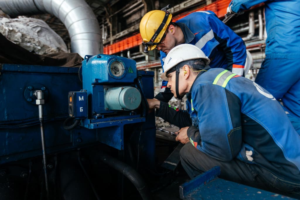 Как проходит ремонт турбогенератора на Барнаульской ТЭЦ-3 (фоторепортаж)