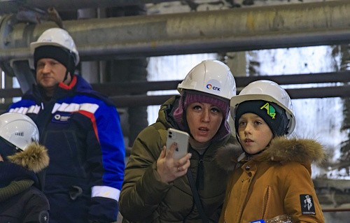 Энергетики рассказали школьникам, как преобразится Приморская ГРЭС после модернизации